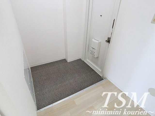 ハイクレスト光善寺の玄関