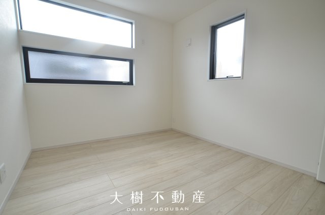 【洋室】 | 海老名市柏ケ谷4丁目  新築戸建て　全１棟【仲介手数料無料】 | 2階　洋室3（5.2帖）
