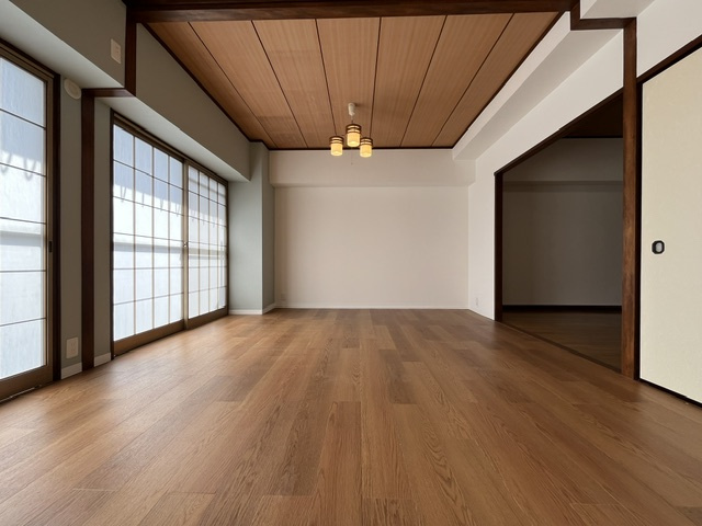 金剛グリーンハイツの居間・リビング