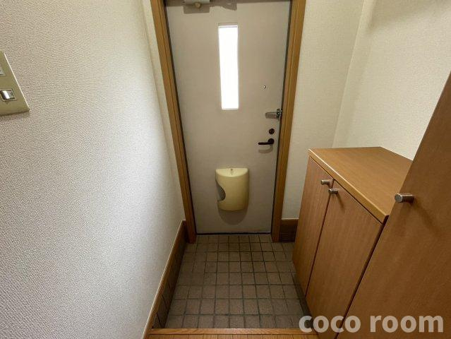 カーサメロディーＡの玄関