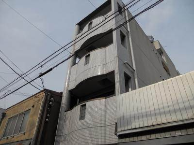 フローレ大宮の外観