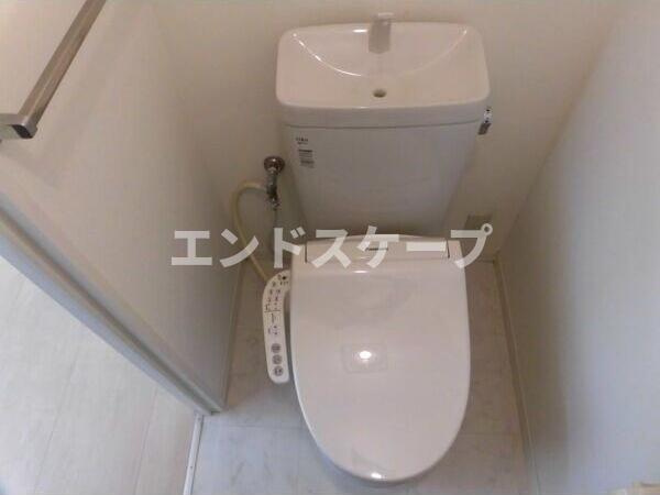 ヴィラリエゾンCのトイレ|高崎、前橋のお部屋探しはエンドスケープまで！お客様の理想お聞かせ下さい♪