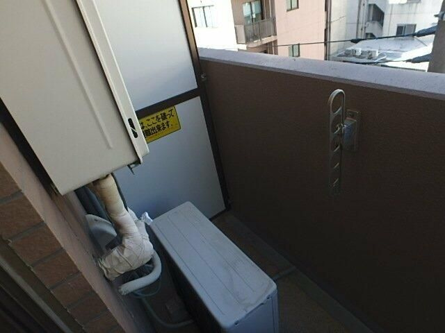 パレステュディオ新宿御苑前のバルコニー