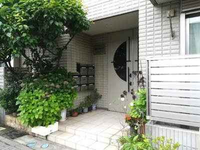 【エントランス】 | メゾンメルヴェイユ
