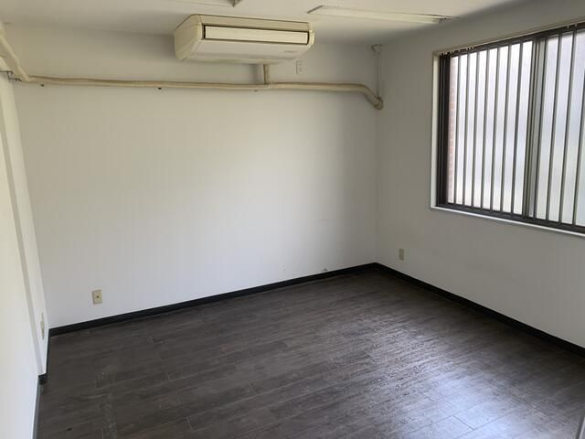 亀屋ビルの内装