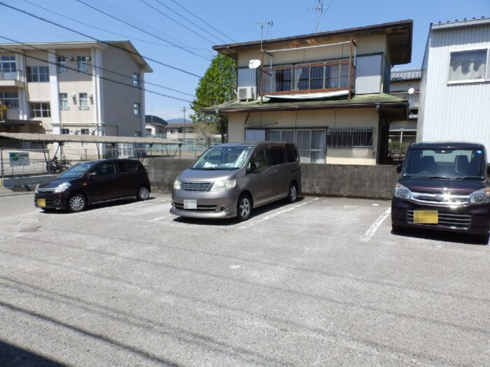 セジュール学園前の駐車場|駐車場