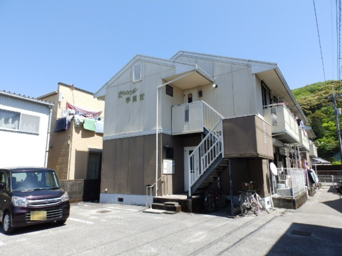 セジュール学園前の外観