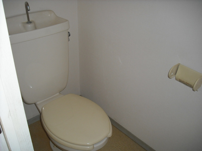 セジュール学園前のトイレ|バス・トイレ別