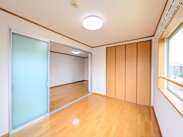 セレッソIIの洋室