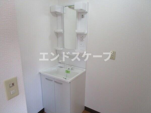ヴィルヌーブBの洗面所|高崎、前橋のお部屋探しはエンドスケープまで！お客様の理想お聞かせ下さい♪