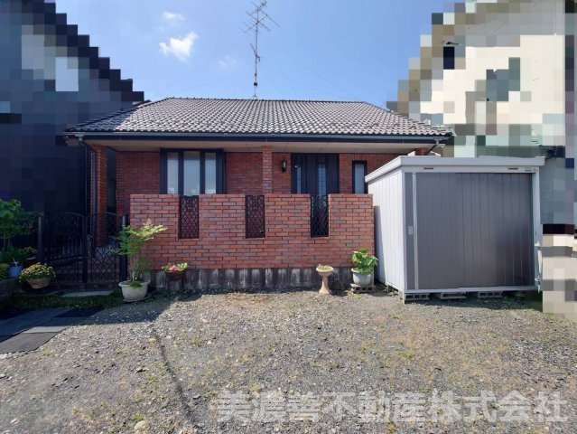 ６７０３８　岐阜市柳津町上佐波中古戸建て