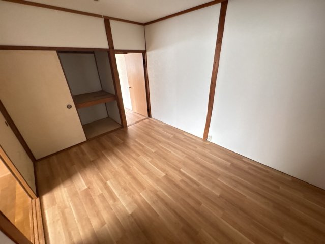 丸山住宅い3-5の居間・リビング
