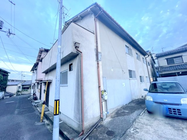 丸山住宅No5の駐車場