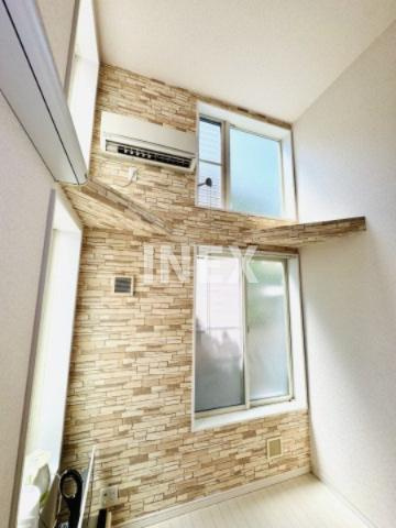 横浜市保土ケ谷区霞台のアパートの居間・リビング