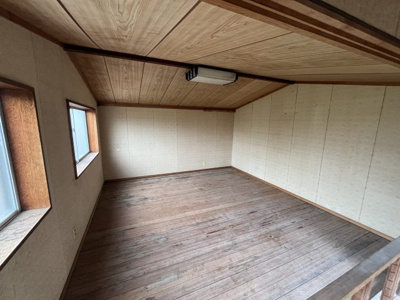 【その他】 | 山南町草部Ａ邸貸家 | 倉庫2階