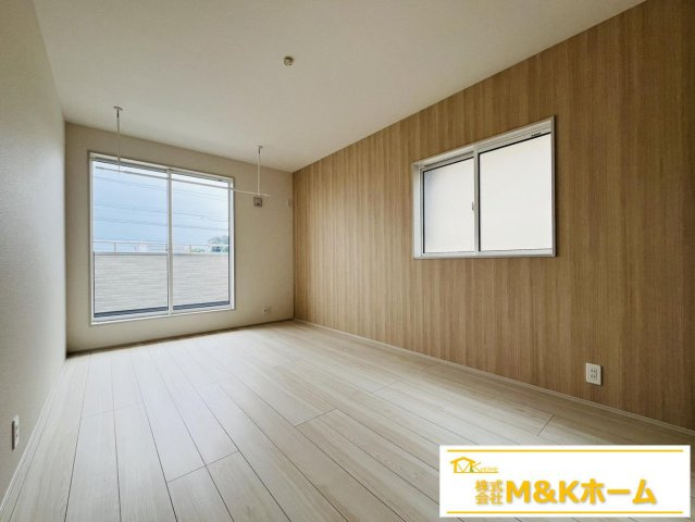 知多市寺本新町2丁目　全1棟の洋室|洋室7.5帖　主寝室におすすめ♪