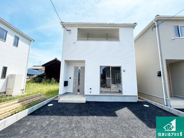 ●大和高田市市場　第13期　新築一戸建ての外観|安心の10年保証！外観を美しく保ち、雨水で汚れを落とします！気になることがありましたら、お気軽にお問い合わせください！