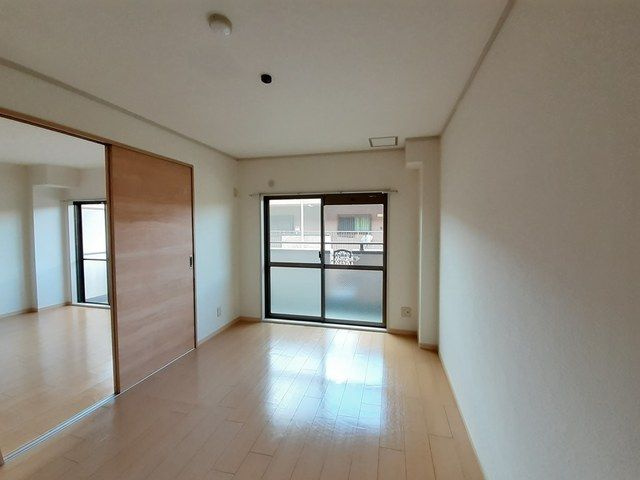 フリーダム中村の内装