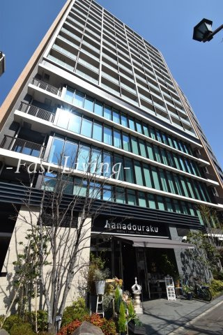 ザ・パークハウス千代田麹町のエントランス