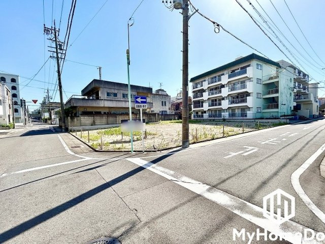 北区杉村1丁目の前面道路含む現地写真