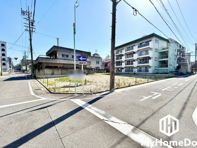 北区杉村1丁目の前面道路含む現地写真