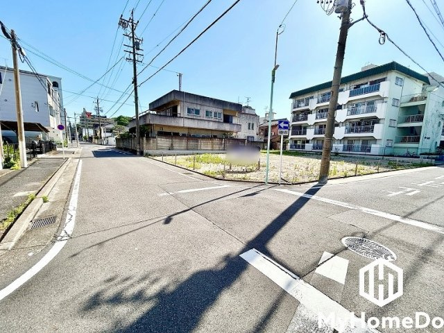 北区杉村1丁目の前面道路含む現地写真