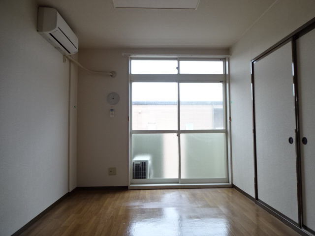 ハイムマコトＢの子供部屋