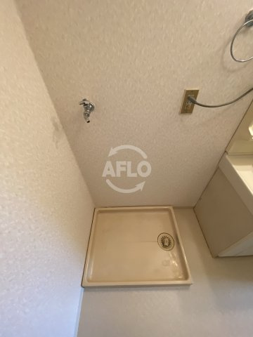 ファミリーハイツ九条　九条北小学校の設備|ファミリーハイツ九条　洗濯機置き場