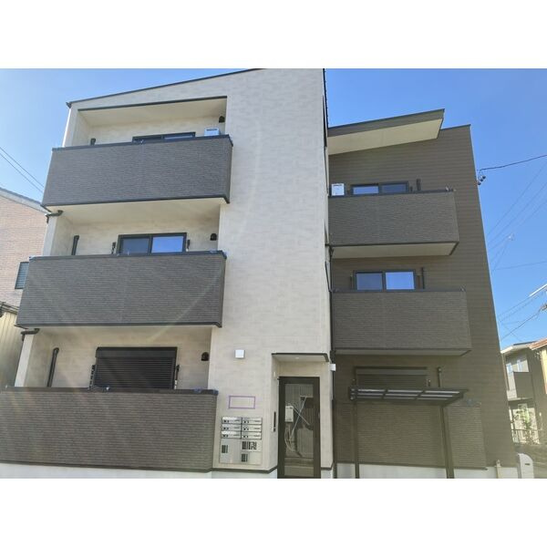 Laurel大同町のエントランス