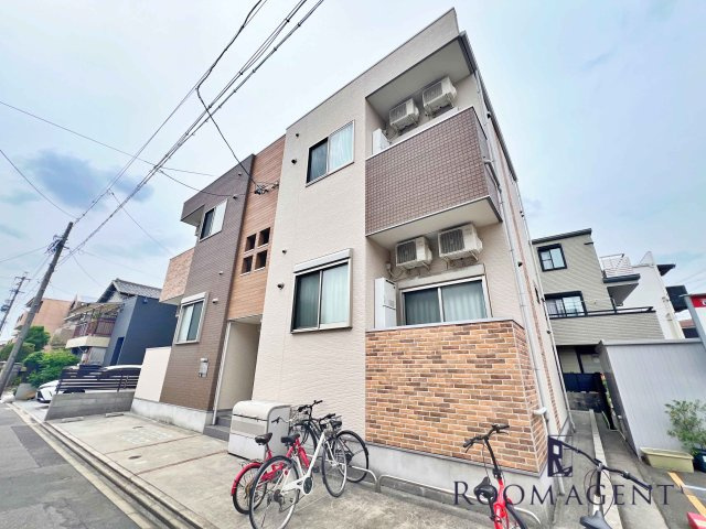 カンファーフォレストの外観
