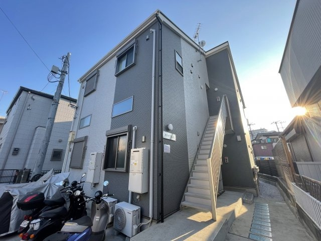 スパーブ追浜の外観|落ち着いた雰囲気の外観です