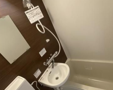 横浜市旭区白根２丁目のアパートの洗面所