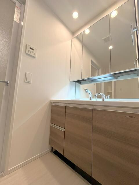 熊本市中央区南千反畑町の賃貸マンションの独立洗面台