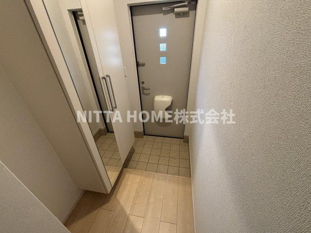 京丹後市峰山町荒山のアパートのその他共用部分|姿見付きのシューズボックスが付いています★
