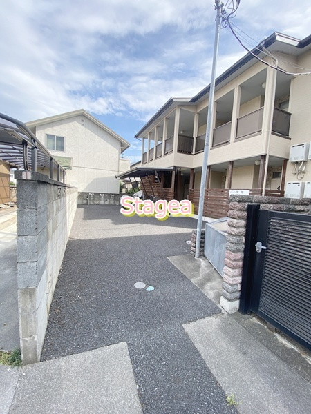 ボヌール久喜のエントランス