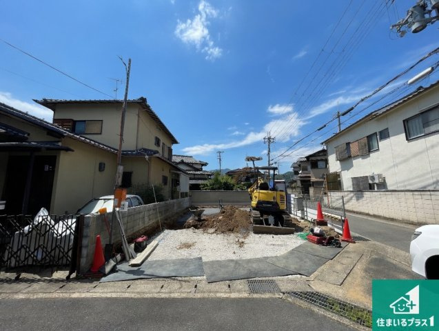 京都市右京区嵯峨広沢南野町　第3期　新築一戸建ての外観|現在建築中！落ち着いた街並みで新生活を始めることが出来そう！周辺の物件も併せてご紹介させて頂きます！