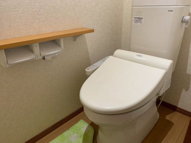 久留米市国分町　中古戸建のトイレ