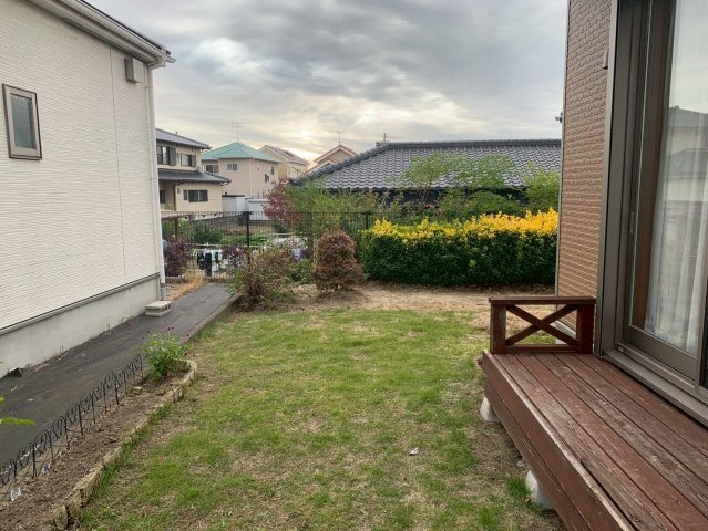 久留米市国分町　中古戸建の庭