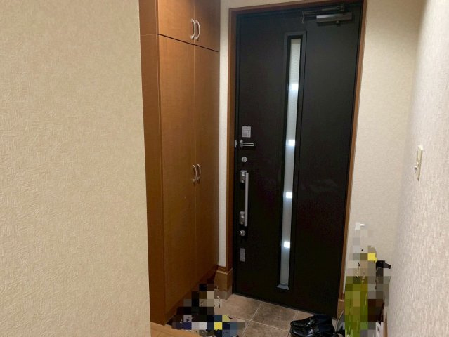 久留米市国分町　中古戸建の玄関