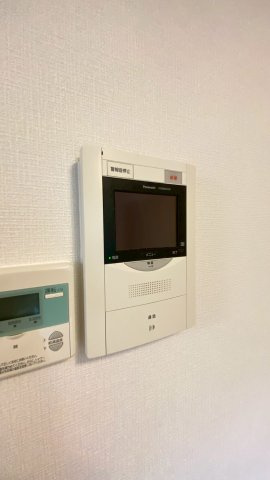 セルヴィオ２番館の防犯設備|TVモニター付きインターフォン