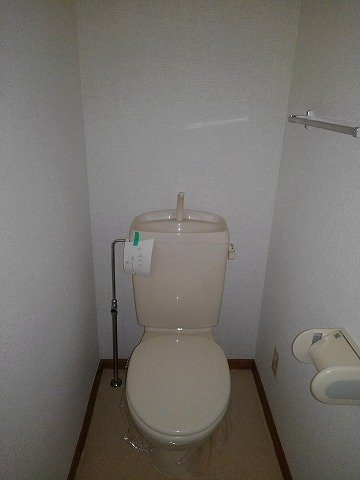 プリマヴェーラⅠのトイレ|落ち着いたトイレです