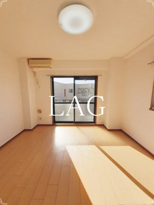 【居間・リビング】 | Ｔ．Ｒ．トリビュート | 洋室のお部屋です。