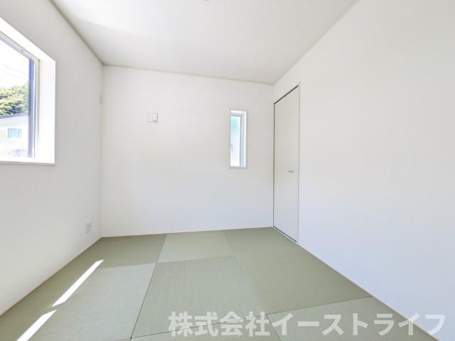 【新築戸建】　いわき市平谷川瀬第2　全3棟の和室|1号棟写真　1階にある和室は来客用のスペースとしても重宝します。