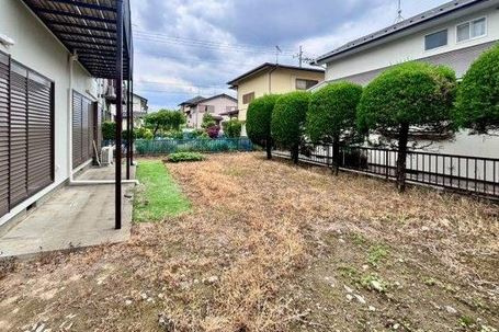 【中古】比企郡川島町八幡リフォーム中古住宅の庭|広々自由に使えるお庭