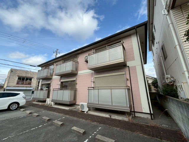 パセオ新在家の外観