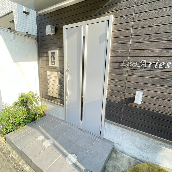 LeoAriesのロビー