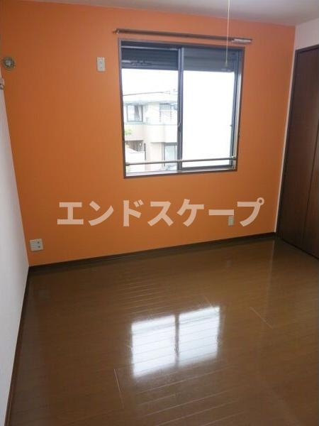カーサエクセルCの居間・リビング|高崎、前橋のお部屋探しはエンドスケープまで！お客様の理想お聞かせ下さい♪