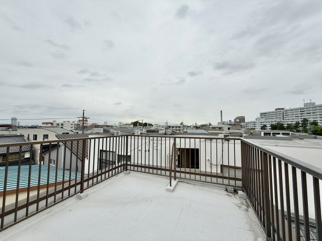 昭和区北山本町１丁目戸建のバルコニー