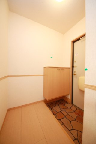 大府市半月町貸家のその他|別号室の写真となります
