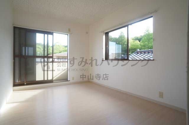 中山台戸建Ⅳの洋室